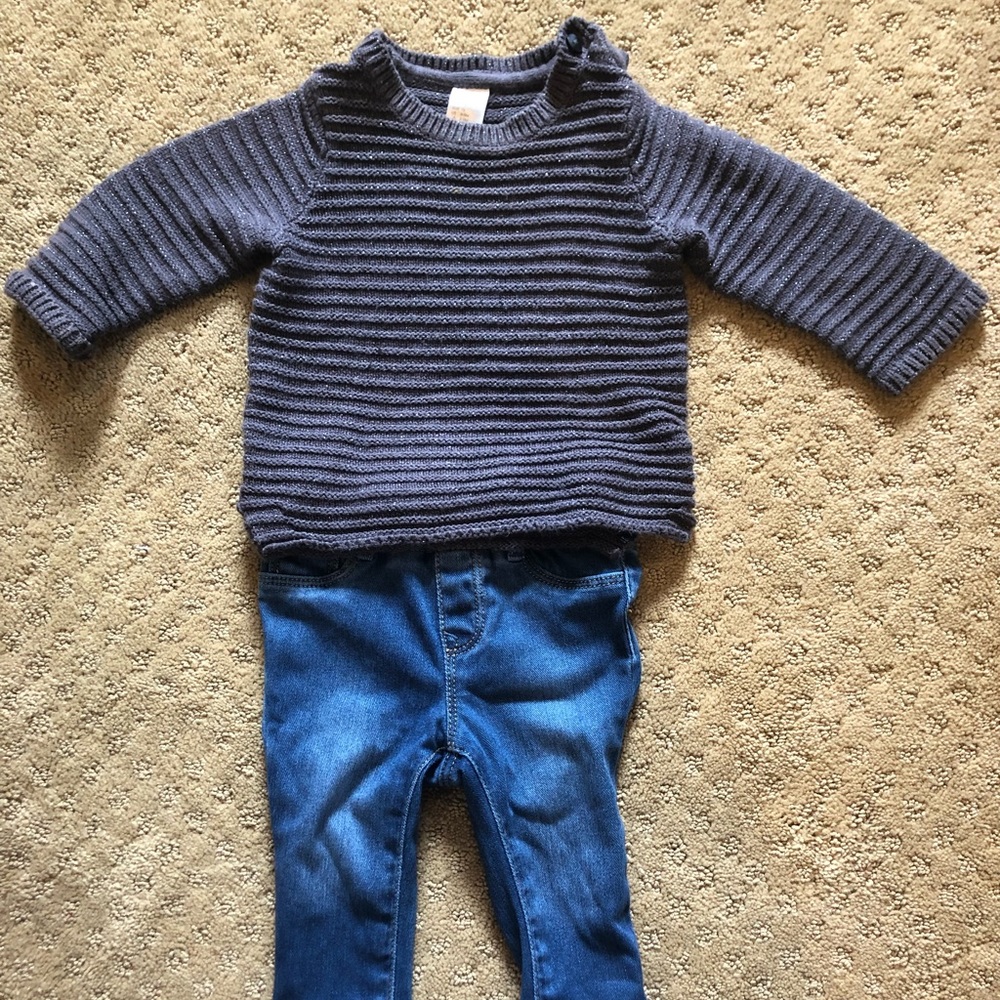 GAP and H&M Outfit
